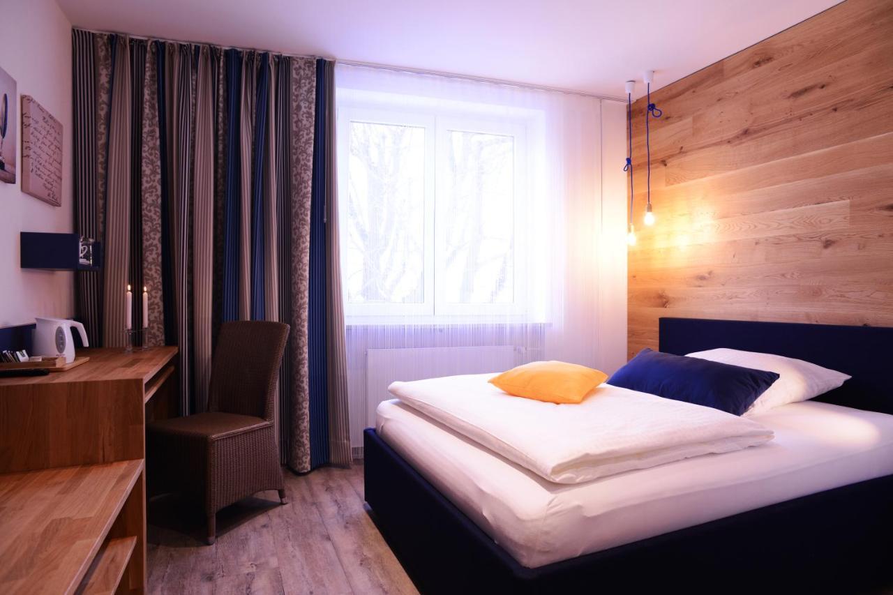 Gasthof Zur Post Hotel Und Parkplatz Фоэнштраус Экстерьер фото